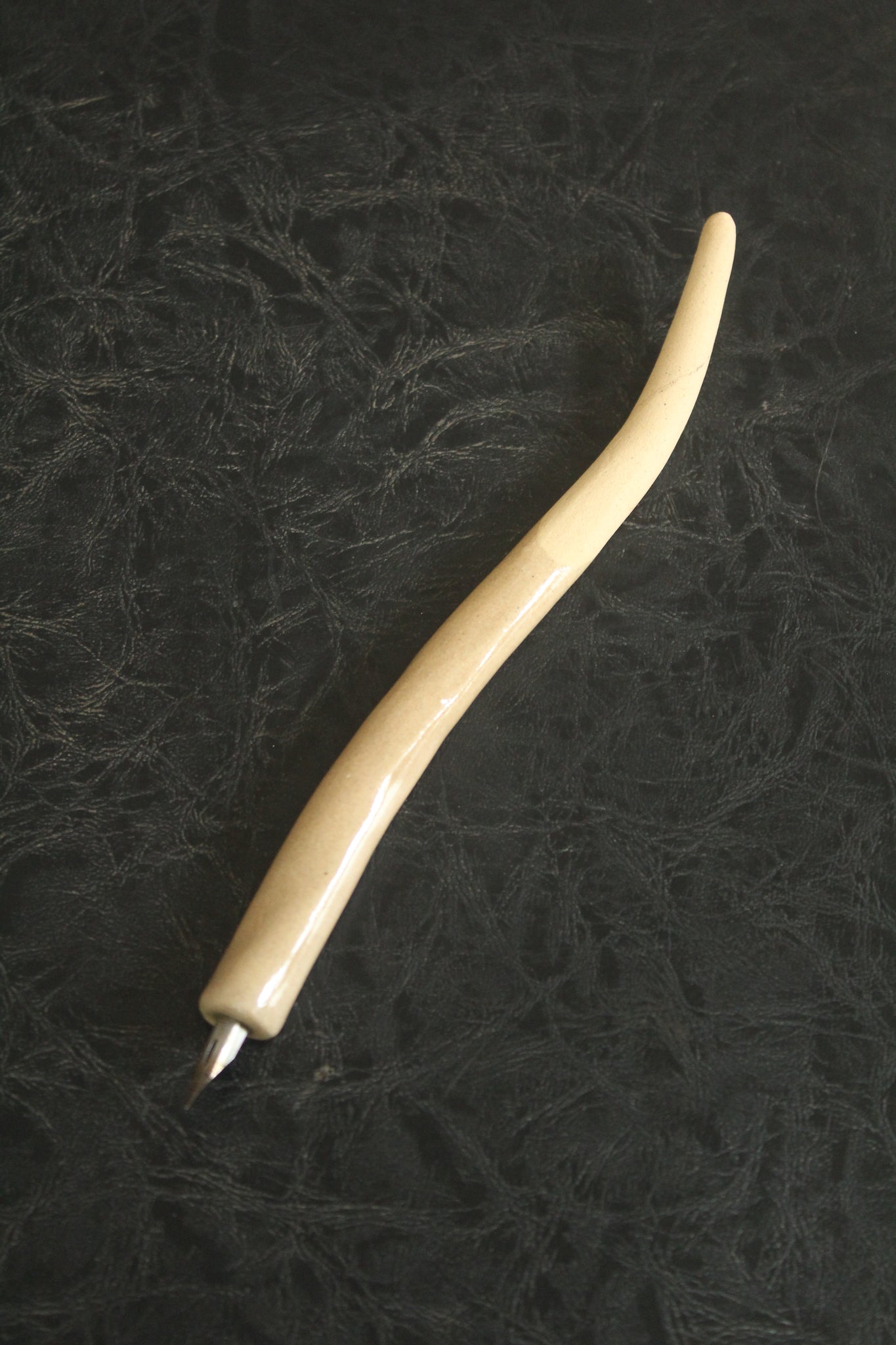 Plumilla serpiente